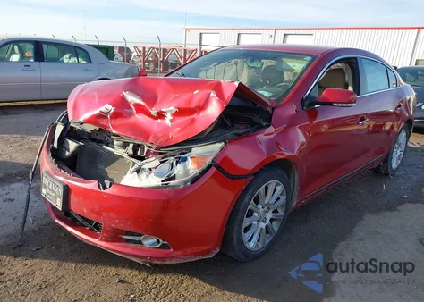 2013 Buick Lacrosse Leather Group z USA, uszkodzony, nr VIN 1G4GC5E35DF308088